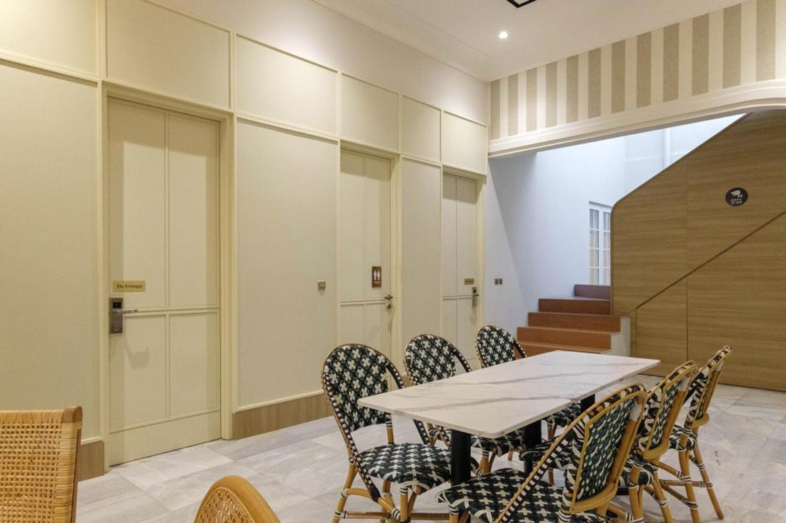 Casa Living Senopati Hotel Jakarta Kültér fotó